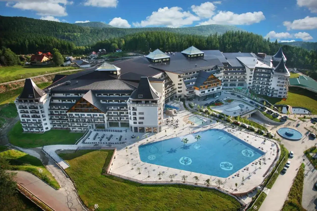 Zdjęcie Hotel Gołębiewski Karpacz – kiedy powstał i co warto wiedzieć