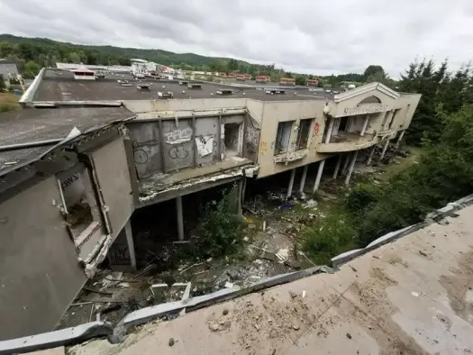 Dlaczego upadł hotel Murat w Redzie? Oto szokujące przyczyny